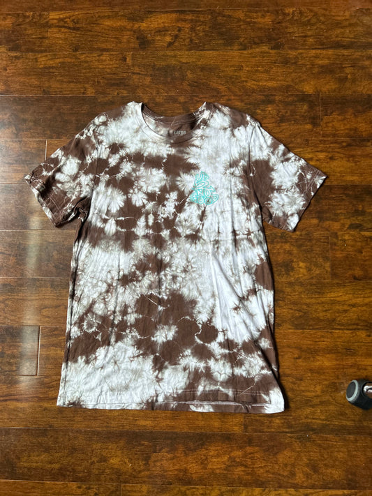 Dyed by hand Tie-Dye Tee’s in Brown