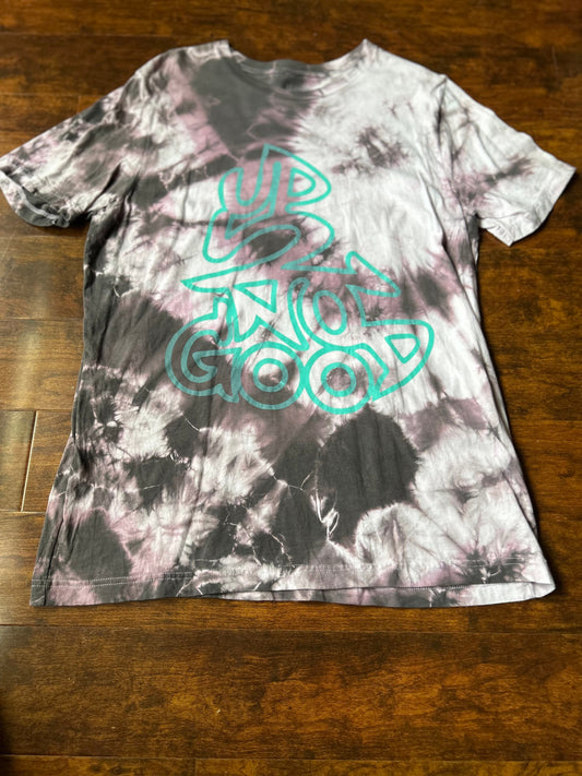 Dyed by hand Tie-Dye Tee’s in Dark Grey & Pink